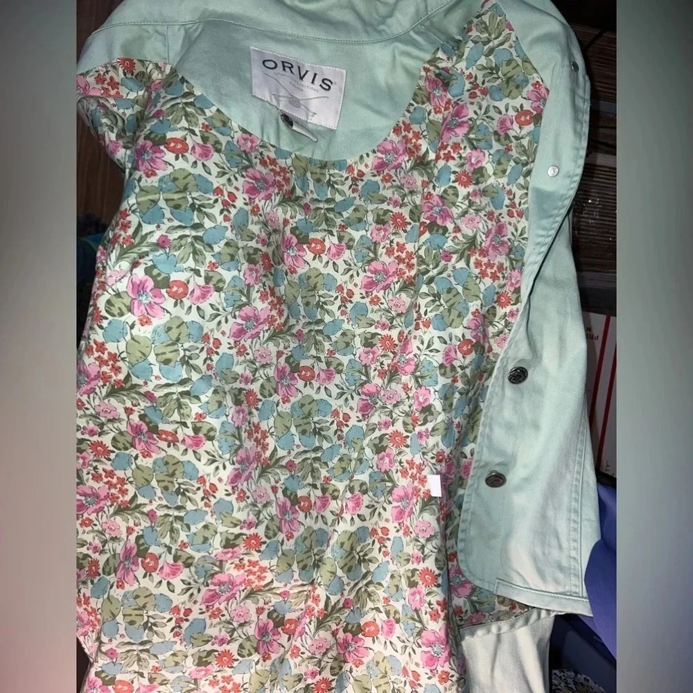Orvis, S, vintage, pale green w/ floral lining logo button front collared jacket
